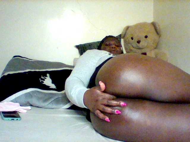 Sexxy-slim-honey live cam on UnifiedCams