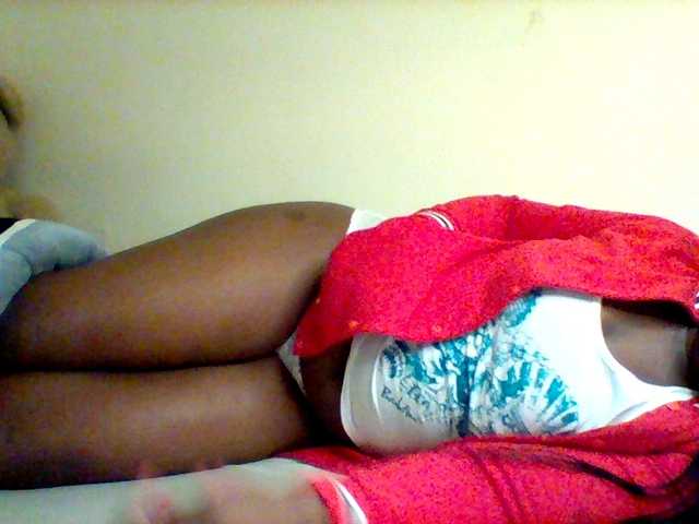Sexxy-slim-honey live cam on BongaCams