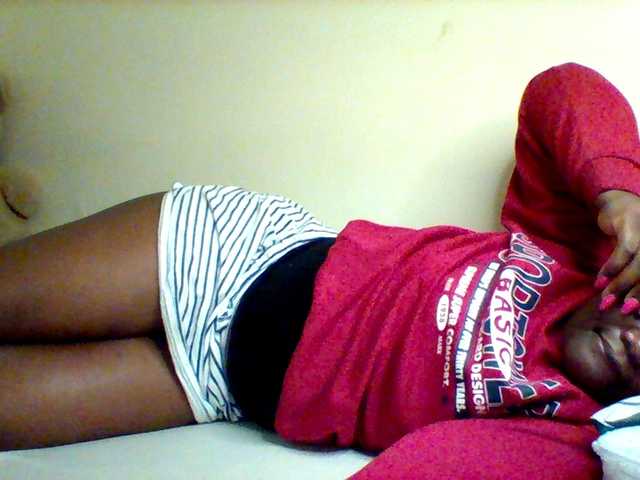 Sexxy-slim-honey live cam on UnifiedCams