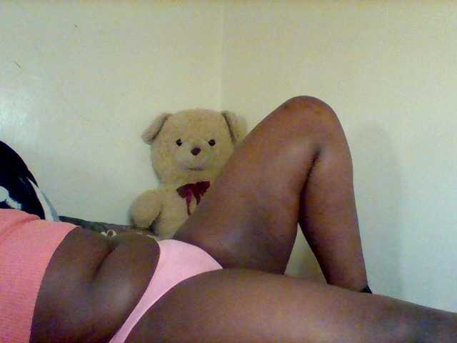 Sexxy-slim-honey webcam bongacams model stream image