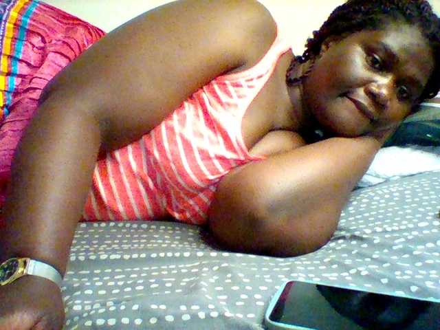 Sexxy-slim-honey live cam on BongaCams