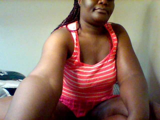 Sexxy-slim-honey live cam on BongaCams