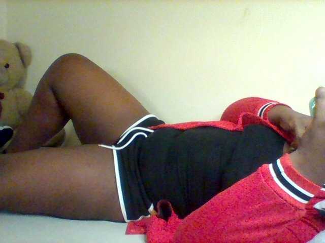 Sexxy-slim-honey live cam on BongaCams