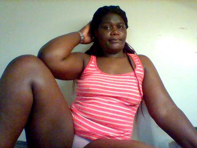 Sexxy-slim-honey live cam on BongaCams
