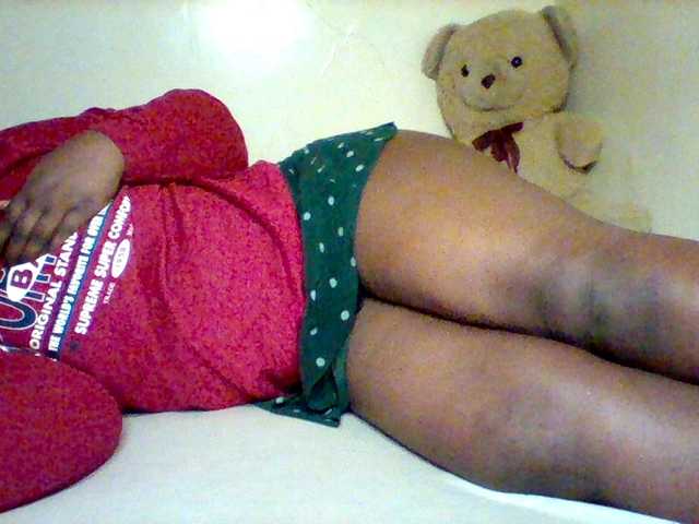 Sexxy-slim-honey live cam on UnifiedCams