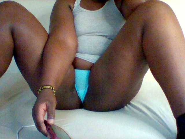 Sexxy-slim-honey
