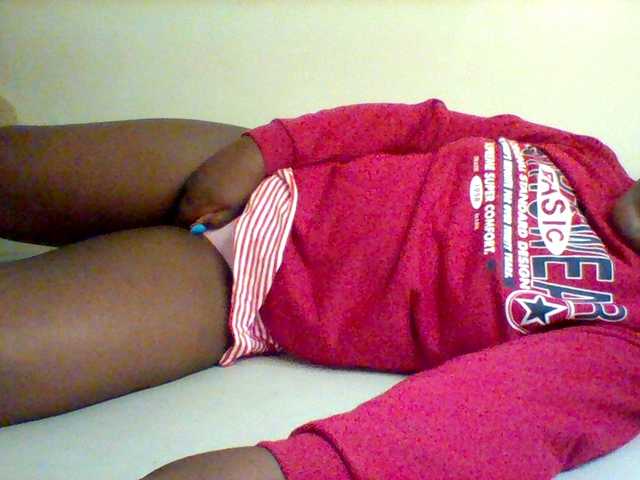 Sexxy-slim-honey live cam on BongaCams