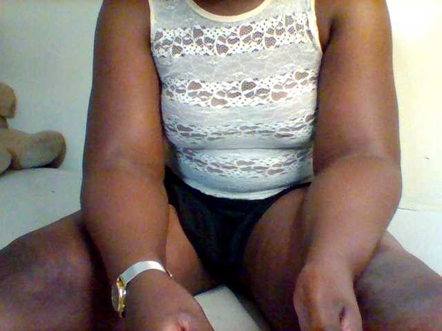 Sexxy-slim-honey live cam on BongaCams