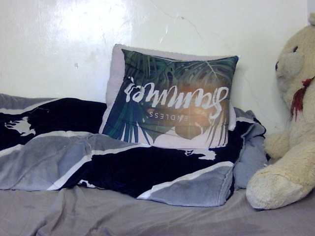 Sexxy-slim-honey live cam preview