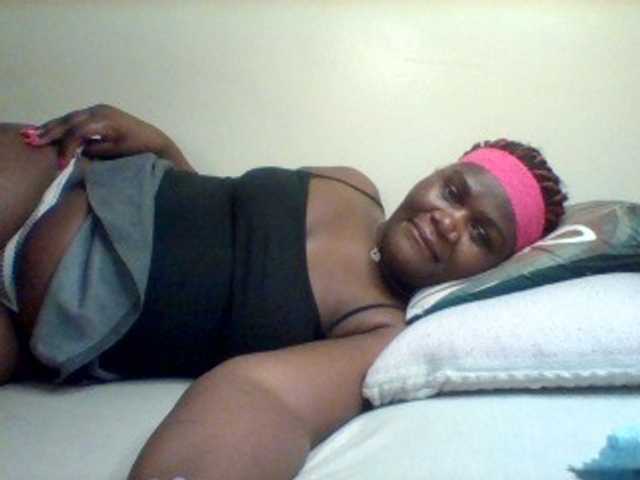 Sexxy-slim-honey