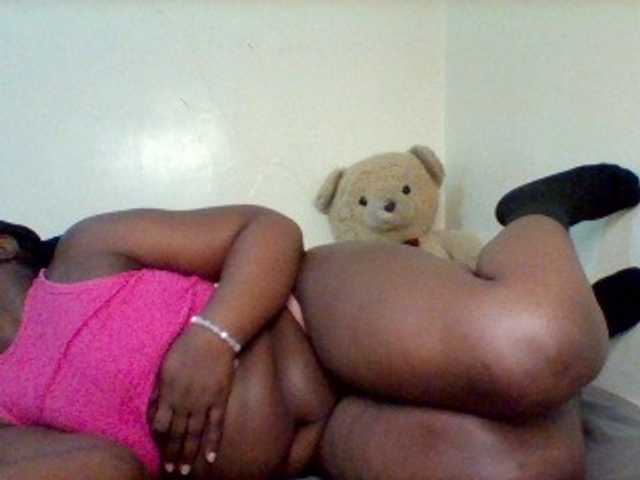 Sexxy-slim-honey live cam on BongaCams