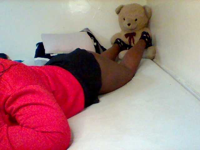 Sexxy-slim-honey live cam on BongaCams