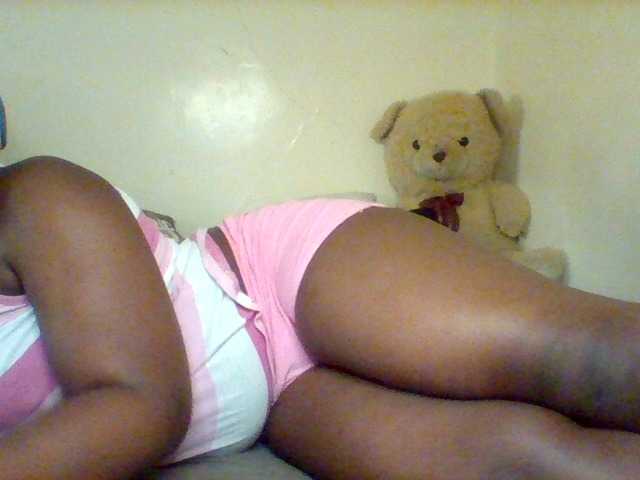Sexxy-slim-honey live cam on BongaCams