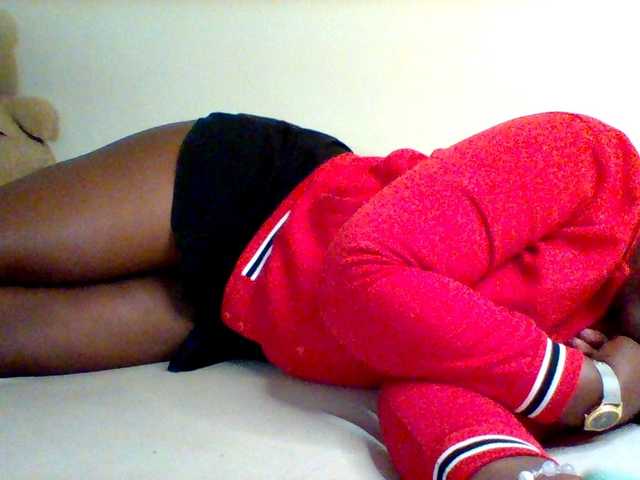 Sexxy-slim-honey live cam on BongaCams
