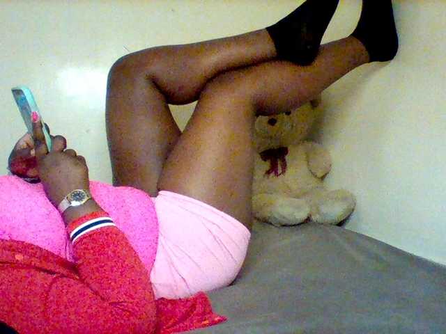 Sexxy-slim-honey