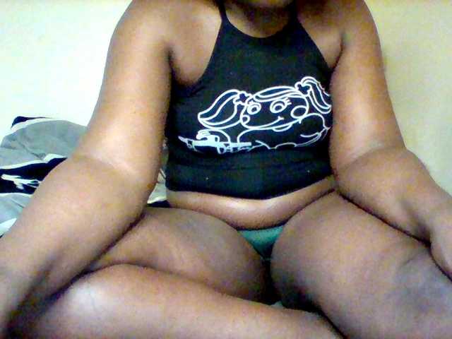 Sexxy-slim-honey live webcam show
