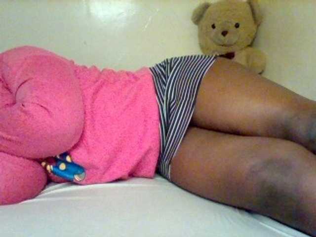 Sexxy-slim-honey live cam on UnifiedCams