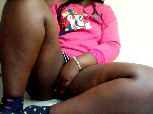 Sexxy-slim-honey live cam on UnifiedCams