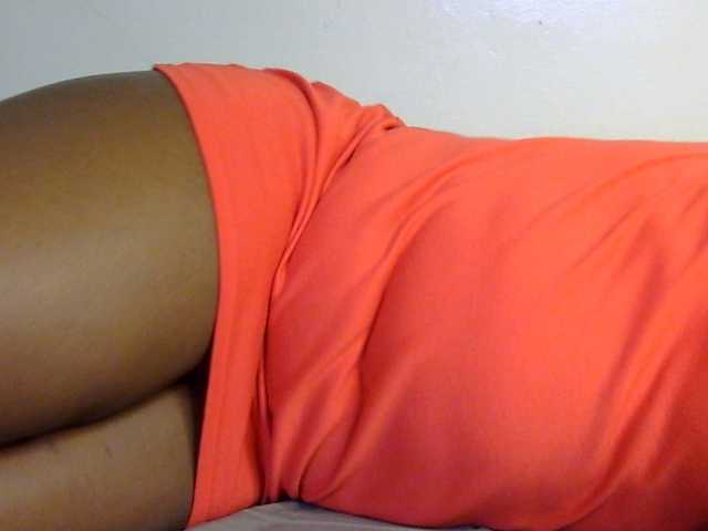 Sexxy-slim-honey live cam preview