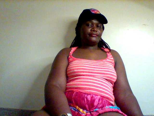 Sexxy-slim-honey live cam on BongaCams