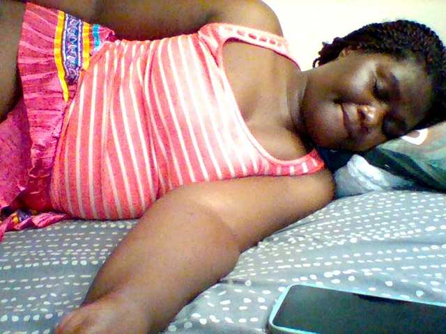 Sexxy-slim-honey live cam on BongaCams