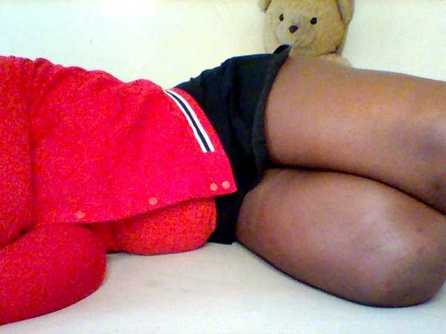 Sexxy-slim-honey live cam on BongaCams