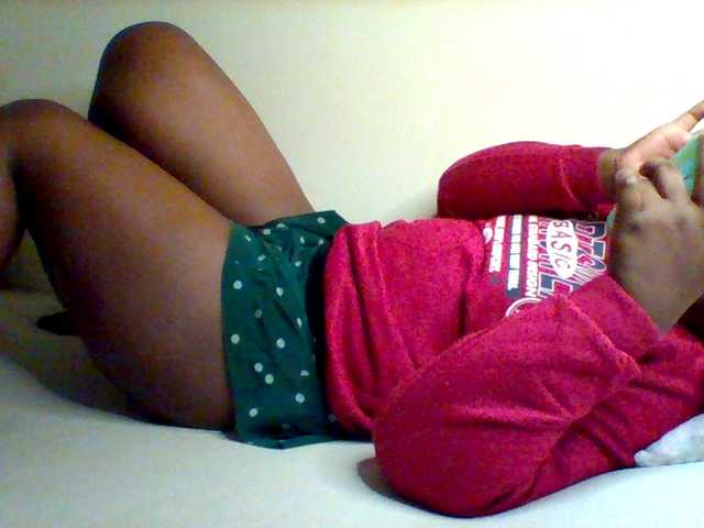 Sexxy-slim-honey live cam on BongaCams