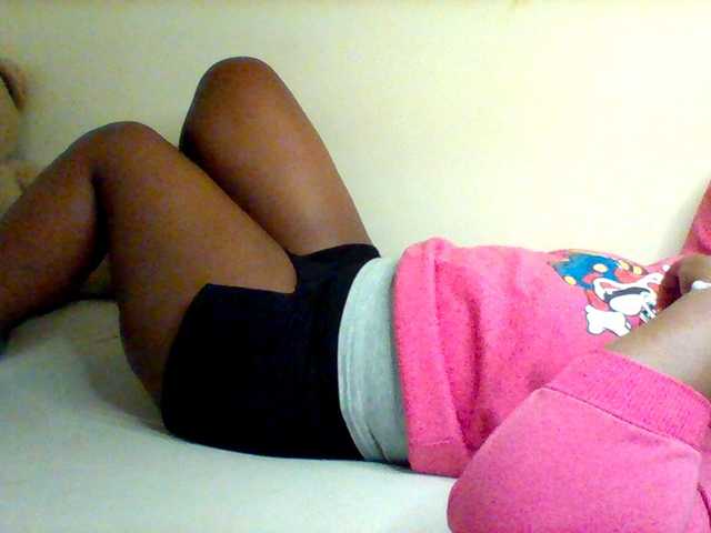 Sexxy-slim-honey live cam on UnifiedCams