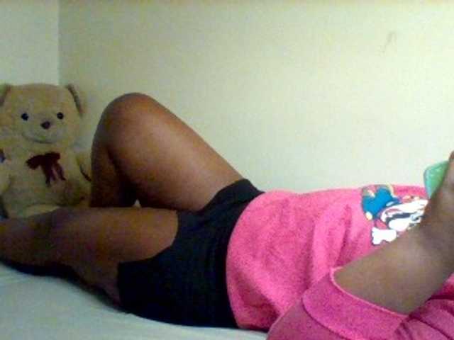 Sexxy-slim-honey live cam on UnifiedCams