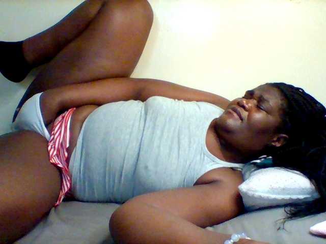 Sexxy-slim-honey