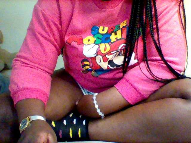 Sexxy-slim-honey live cam on BongaCams