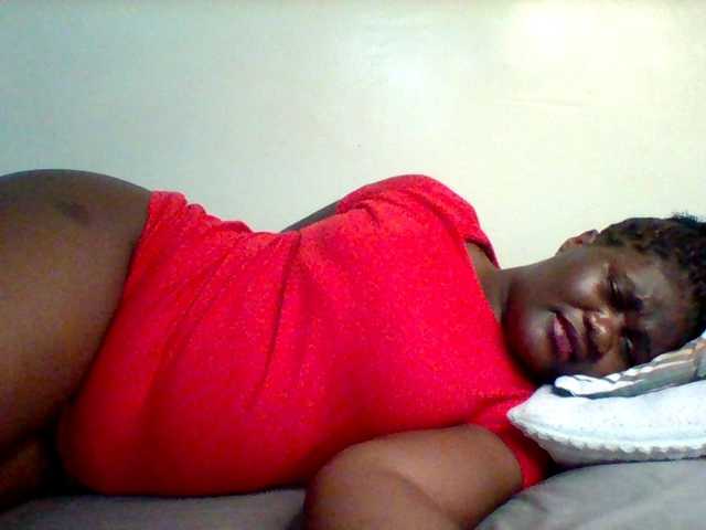Sexxy-slim-honey live cam preview