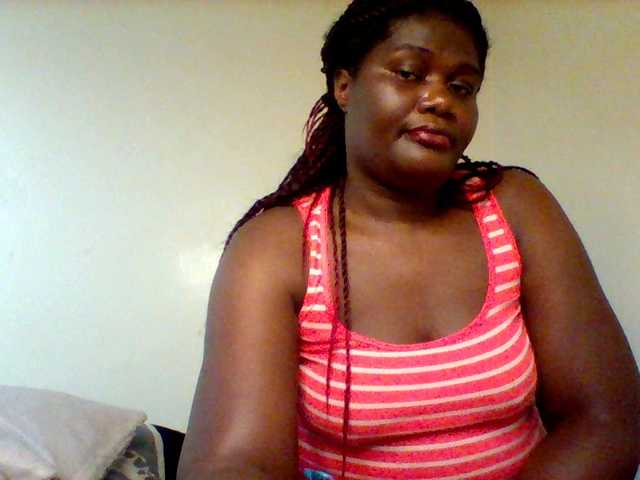Sexxy-slim-honey live cam on BongaCams