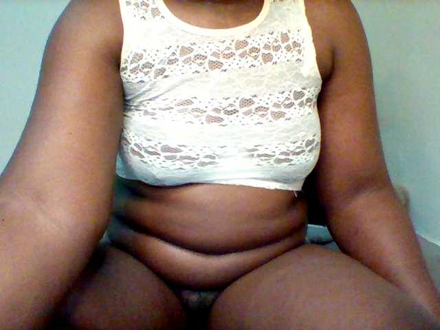 Sexxy-slim-honey live cam on BongaCams