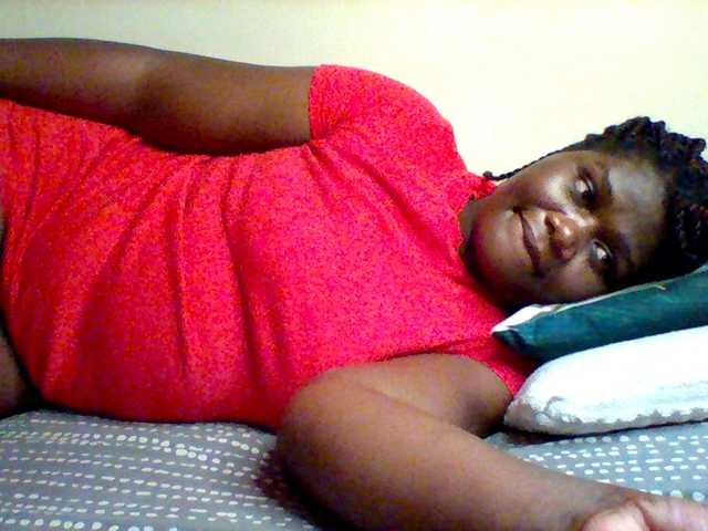 Sexxy-slim-honey live cam on BongaCams