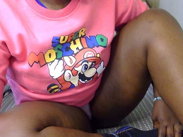 Sexxy-slim-honey live cam preview