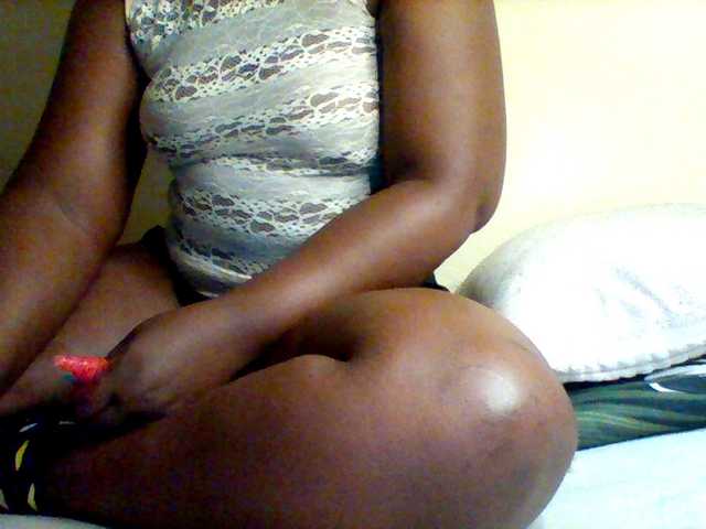 Sexxy-slim-honey live cam on BongaCams