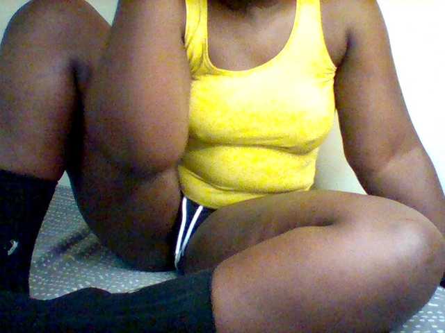 Sexxy-slim-honey live cam on BongaCams