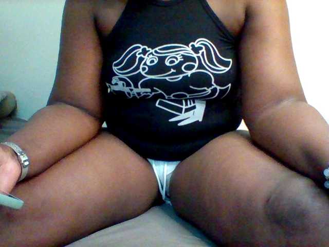 Sexxy-slim-honey live cam on BongaCams