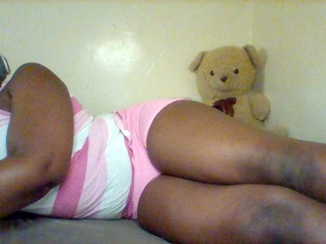 Sexxy-slim-honey live cam on BongaCams
