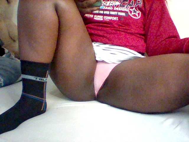 Sexxy-slim-honey live cam on BongaCams