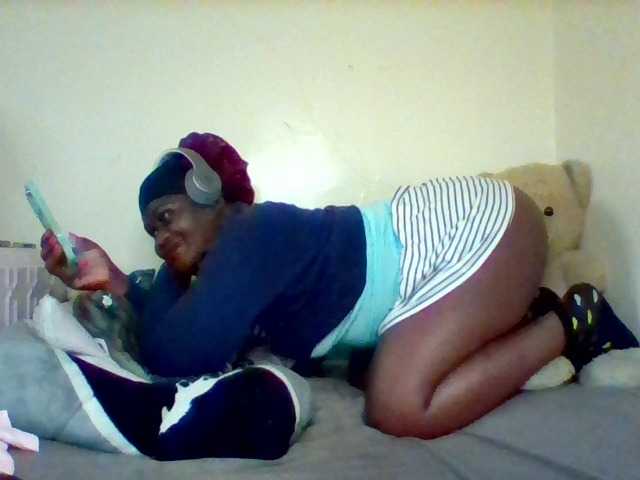 Sexxy-slim-honey live cam on BongaCams