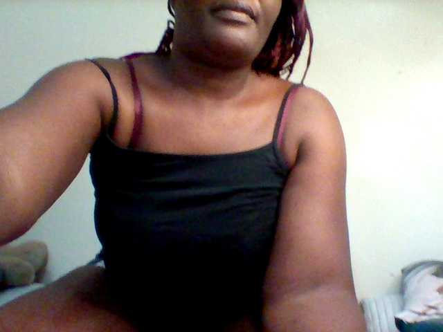 Sexxy-slim-honey live cam on BongaCams