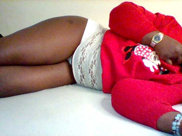 Sexxy-slim-honey live cam on BongaCams