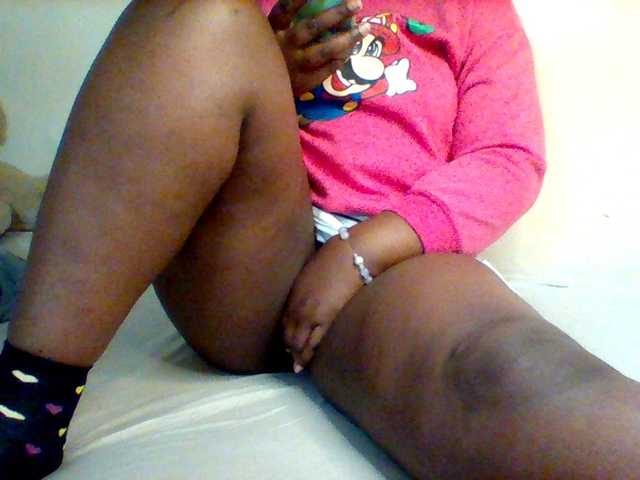 Sexxy-slim-honey live cam on BongaCams