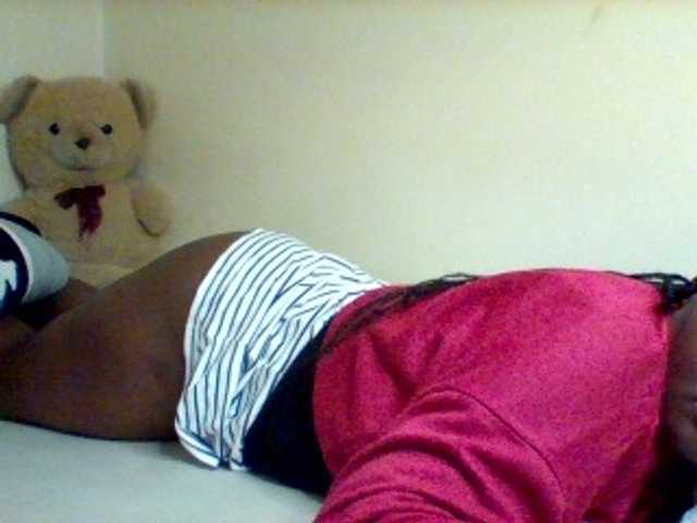 Sexxy-slim-honey live cam on BongaCams