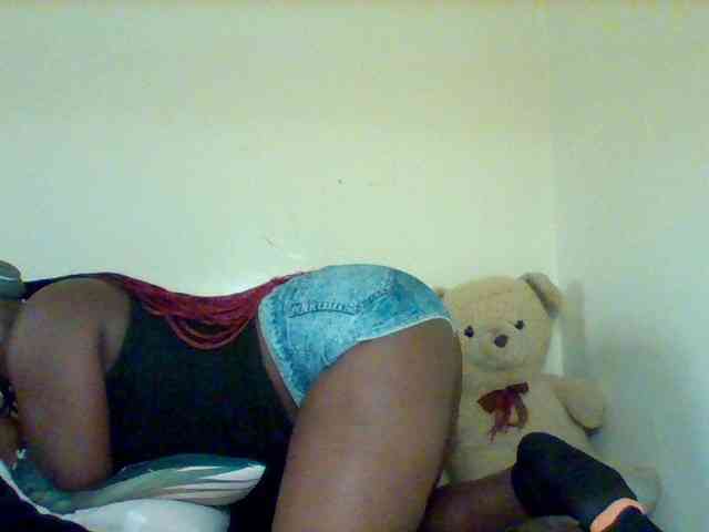 Sexxy-slim-honey webcam