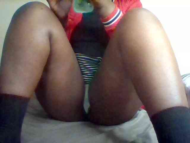 Sexxy-slim-honey webcam