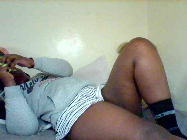 Sexxy-slim-honey webcam