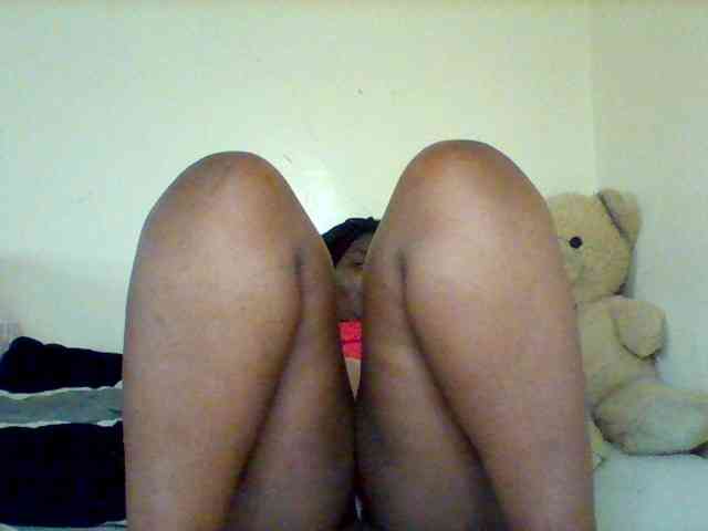 Sexxy-slim-honey webcam